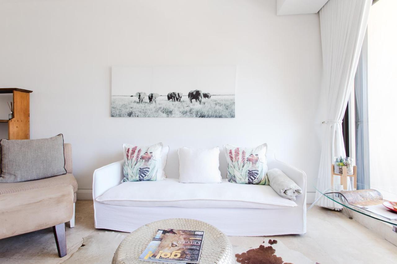 City Luxury Apartment *