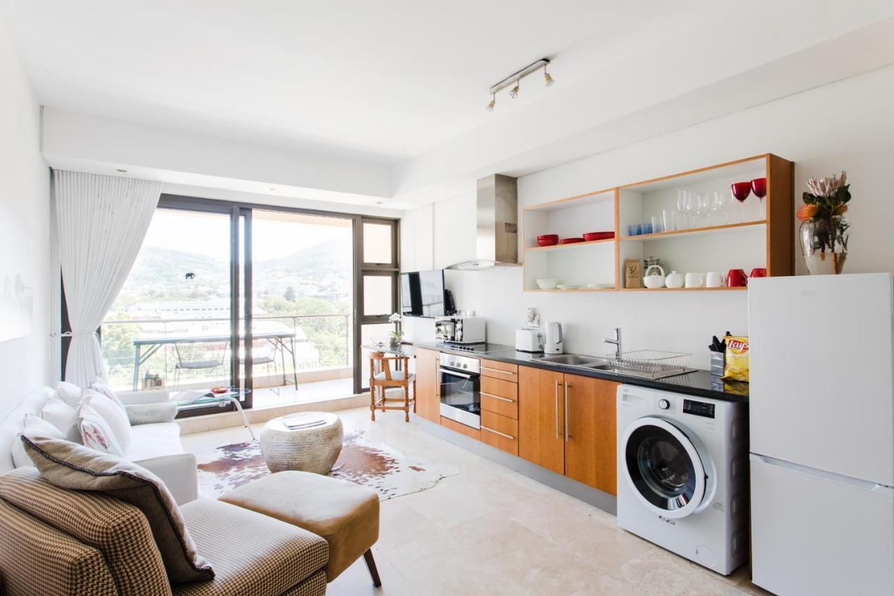 City Luxury Apartment